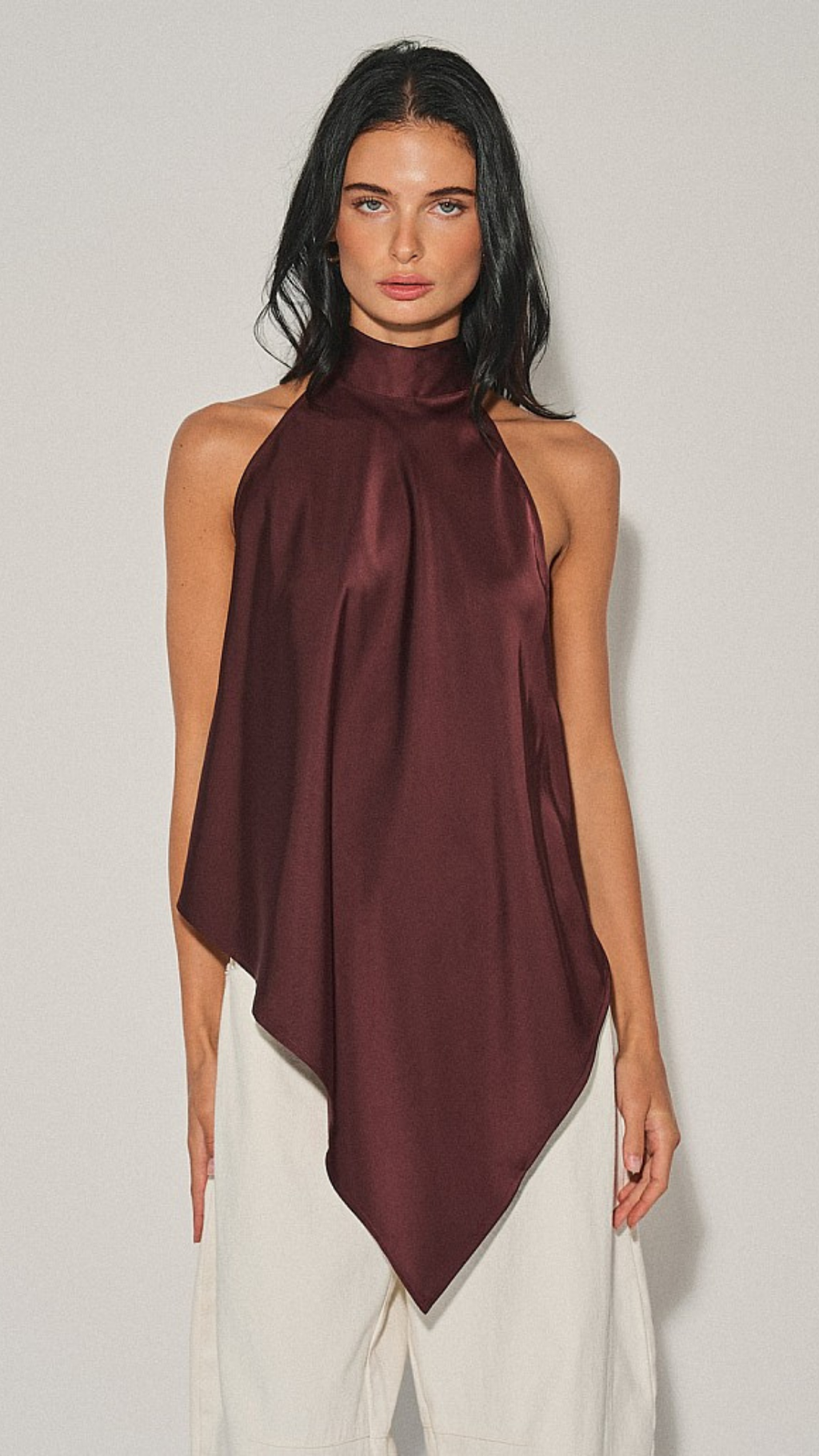 TOP WOVEN SATIN