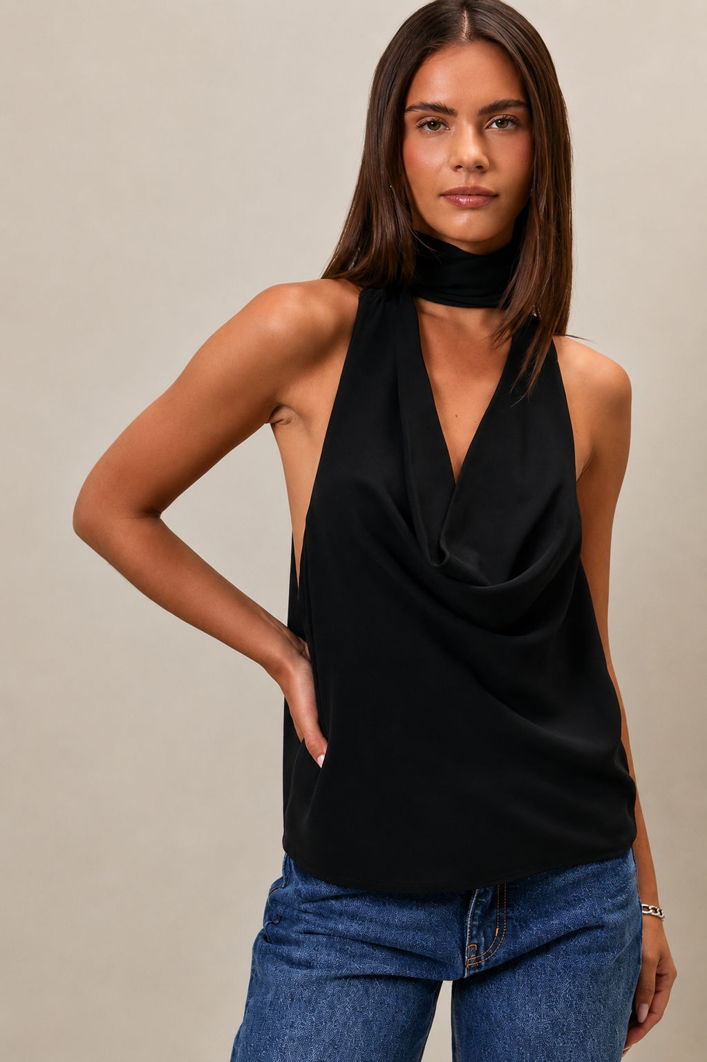 TOP OPEN BACK