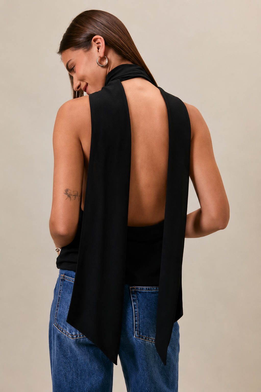 TOP OPEN BACK