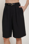 SHORT CORTE LARGO