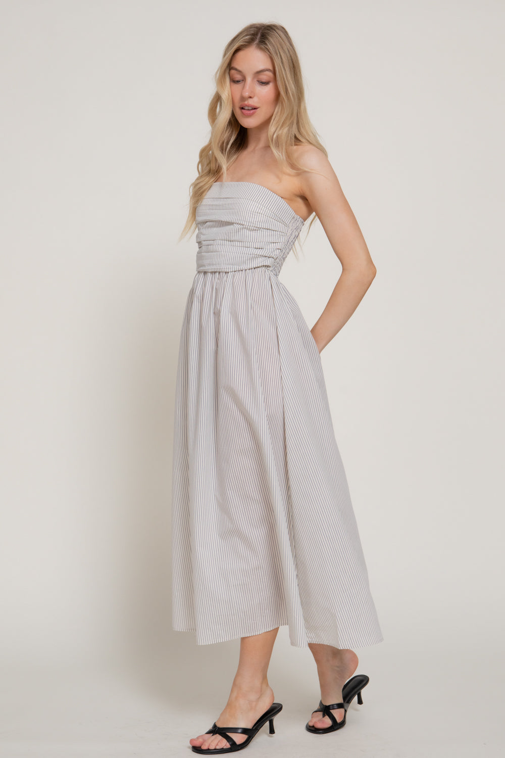 VESTIDO SUELTO BEIGE